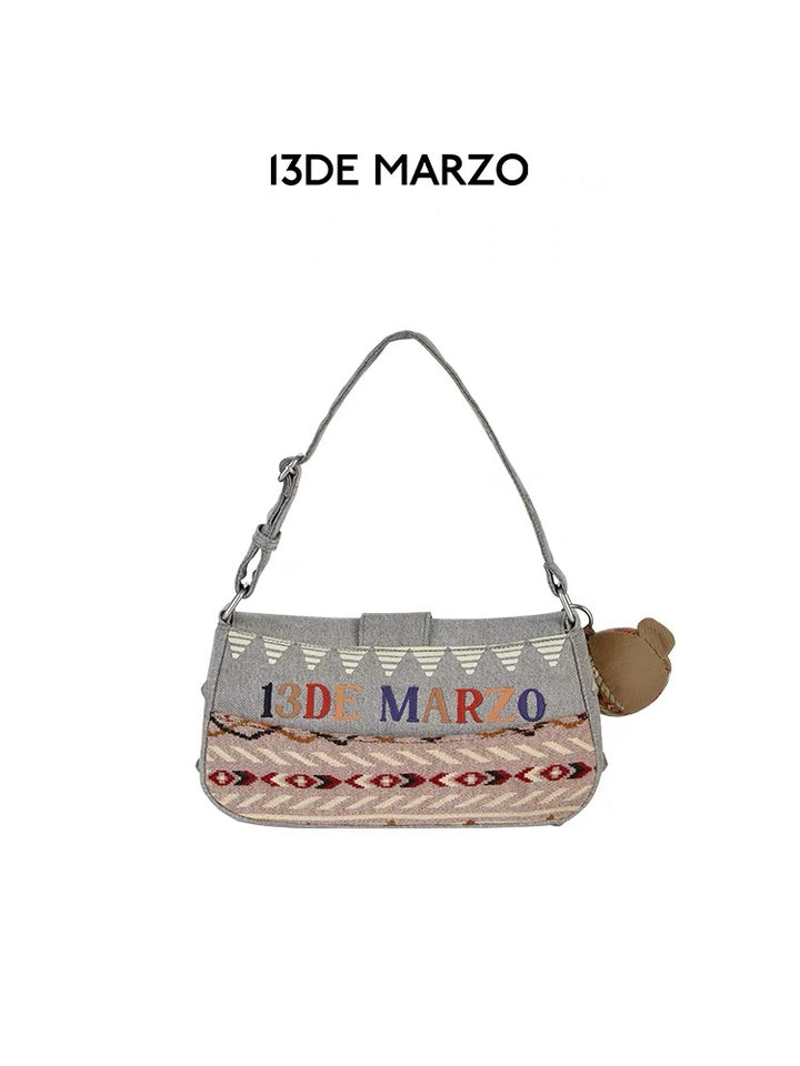 13De Marzo TRIBE HUNTING TOTEM BAG