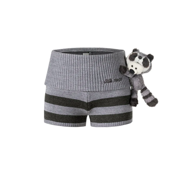 RACCOON BEAR KNITTED SHORTS