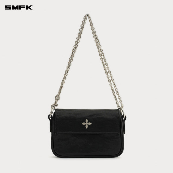 COMPASS BADGE CROSS BADGE BLACK CHAIN BAG (SMALL)