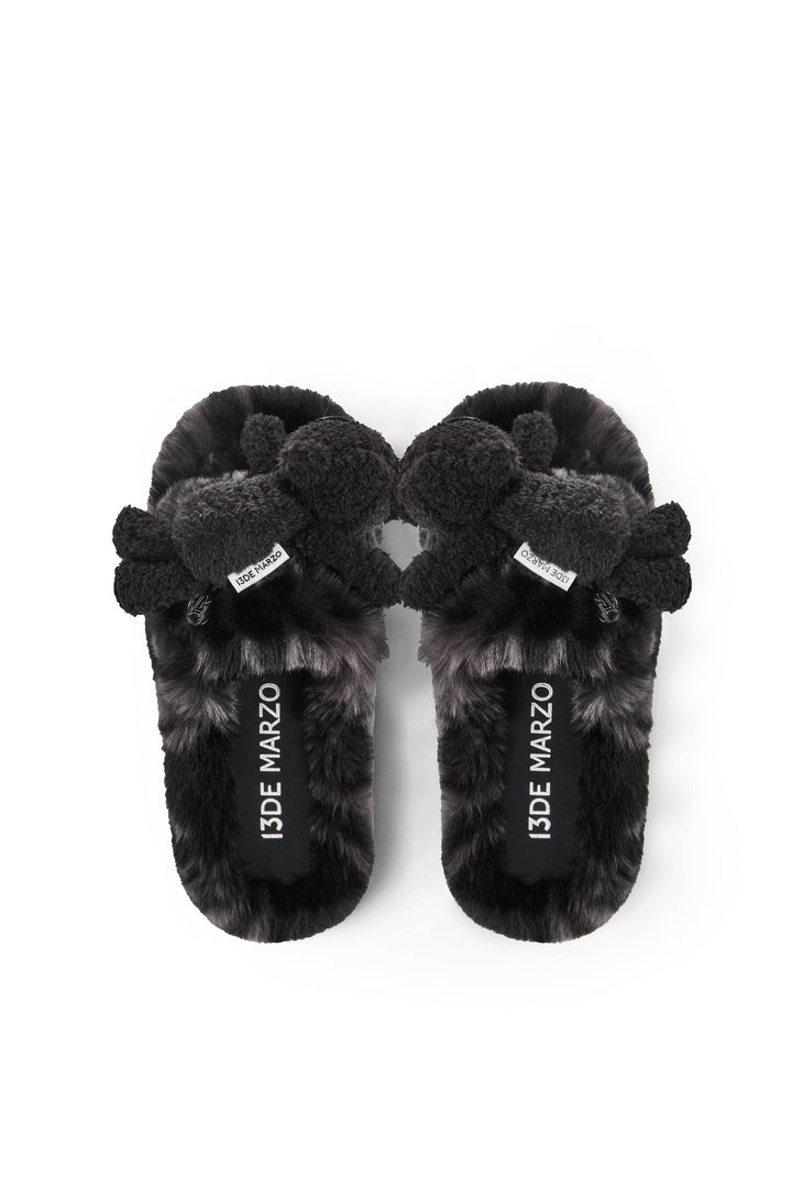 13De Marzo LOGO FURRY PLUSH SLIPPER