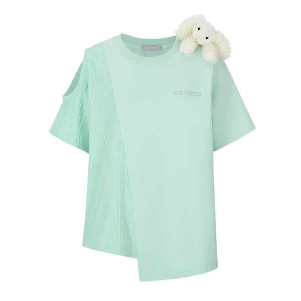 UNMATCHED OFF SHOULDER T-SHIRT