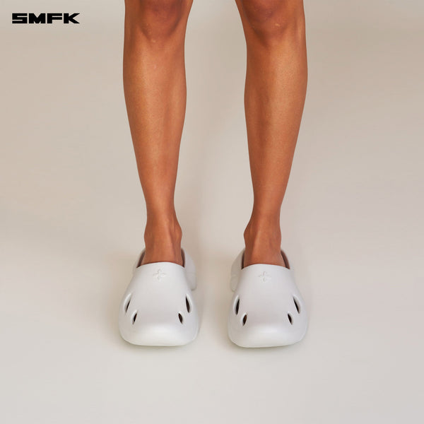FUTURE MIRAGE FLAT SLIPPER SNOW MOUNTAIN (4CM)