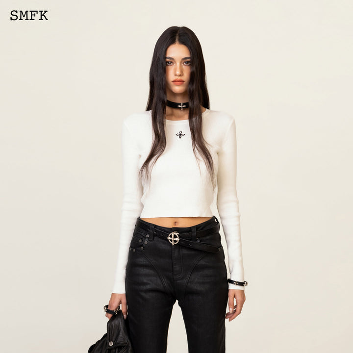 SMFK COMPASS CROSS RIB KNIT TOP IN WHITE