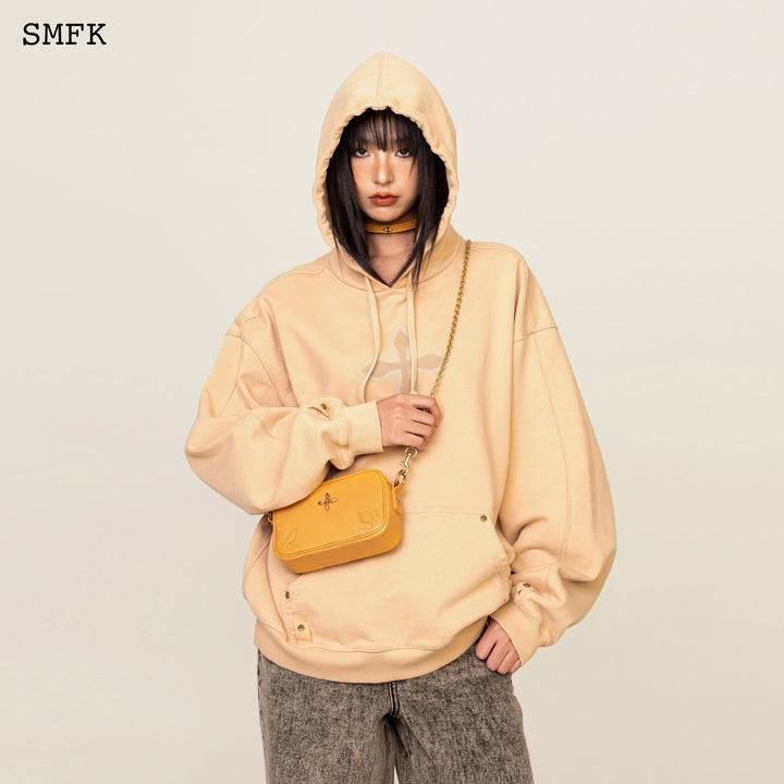 SMFK COMPASS ADVENTURE SMALL CHAIN BAG IN CHEESE