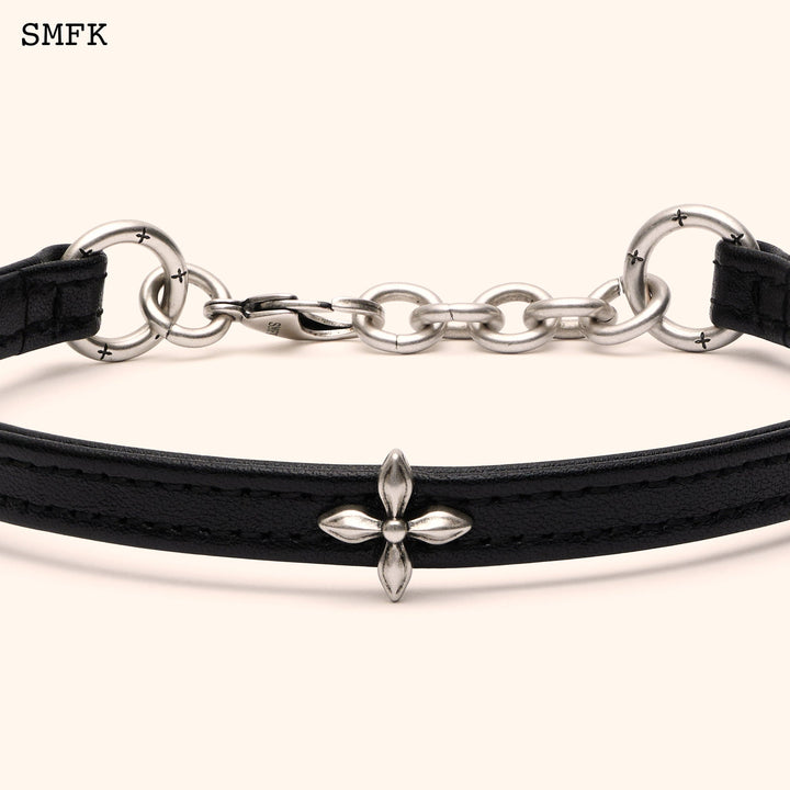 SMFK COMPASS CROSS LEATHER CHOCKER IN BLACK