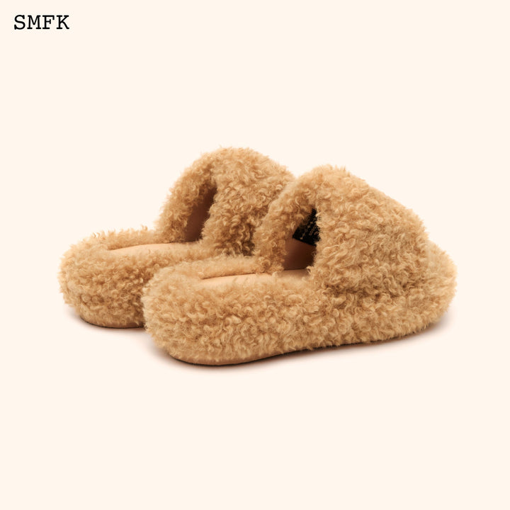 SMFK COMPASS GINGERBREAD VELVET FURRY SLIPPER