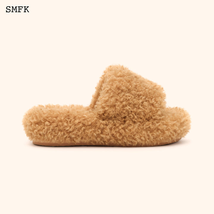 SMFK COMPASS GINGERBREAD VELVET FURRY SLIPPER