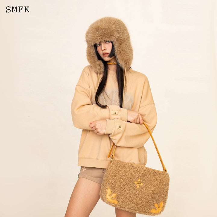 SMFK COMPASS KITTY BAG IN WHEAT (LARGE)