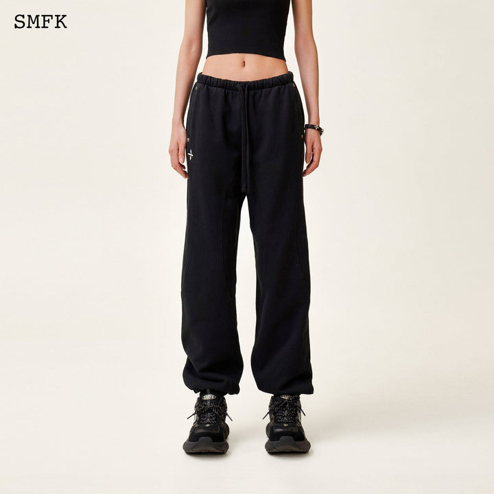 SMFK COMPASS RUSH JOGGING SWEATPANTS