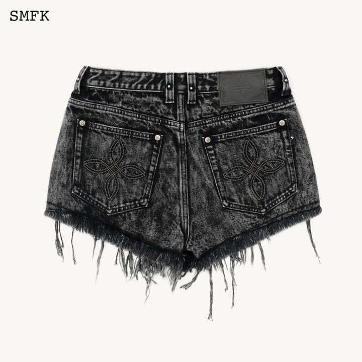 SMFK COMPASS WILD TARPAN BLACK SNOWFLAKE SHORT JEANS