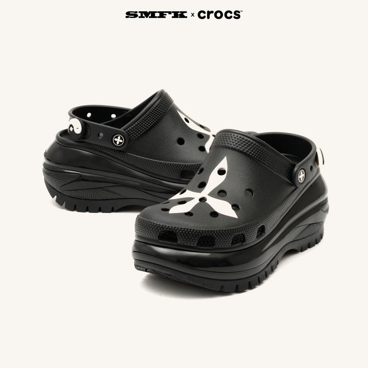 SMFK SMFK X CROCS BLACK AND WHITE CROSS CLOG UNISEX