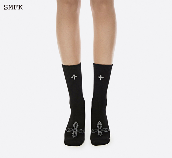 Black Night Flower Sports Socks