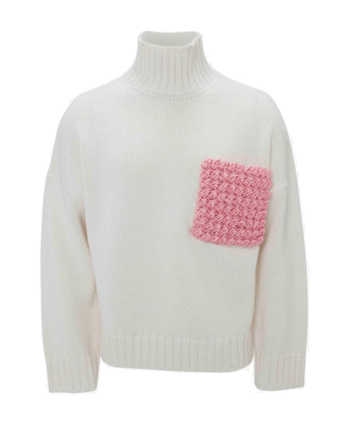 JW Anderson TEXTURED PATCH POCKET TURTELNECKJUMPER/WHITE