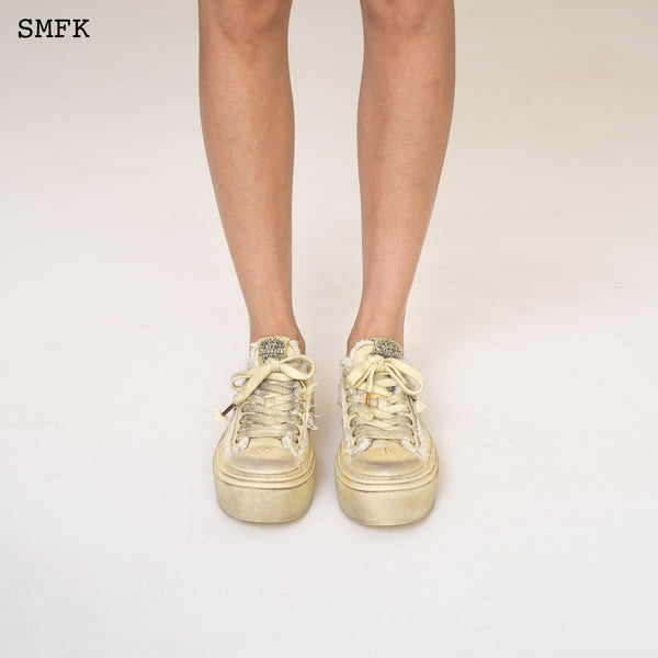 CREAM SUPER MODEL VINTAGE SKATERS