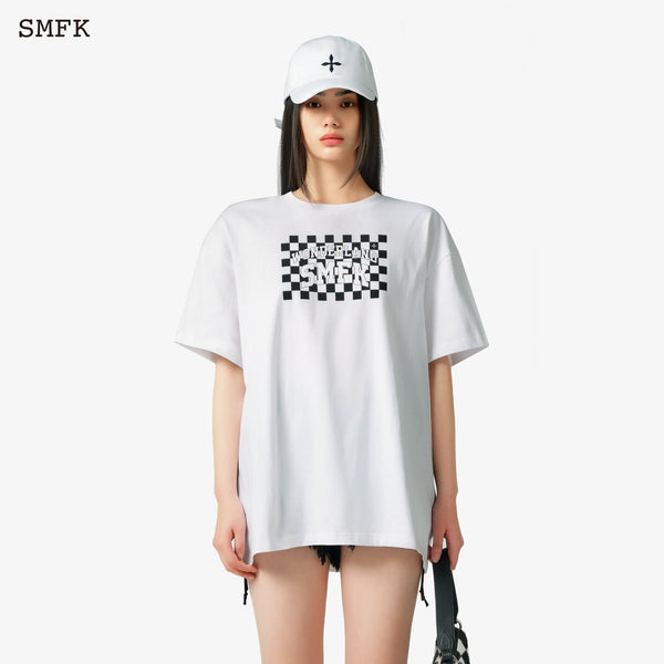 GRID BLACK AND WHITE TEE