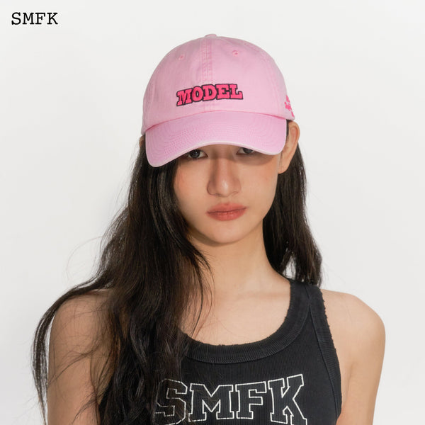 MODEL PINK BASEBALL HAT