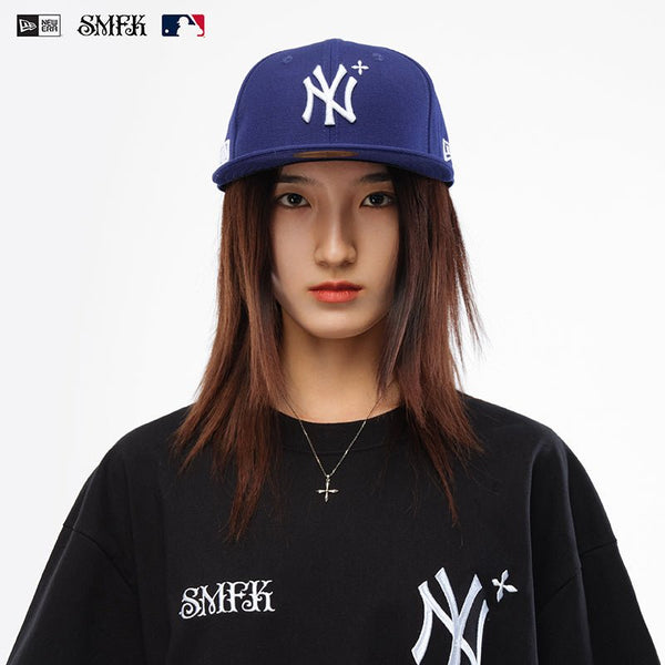 YANKEE FLAT BRIMMED BASEBALL CAP